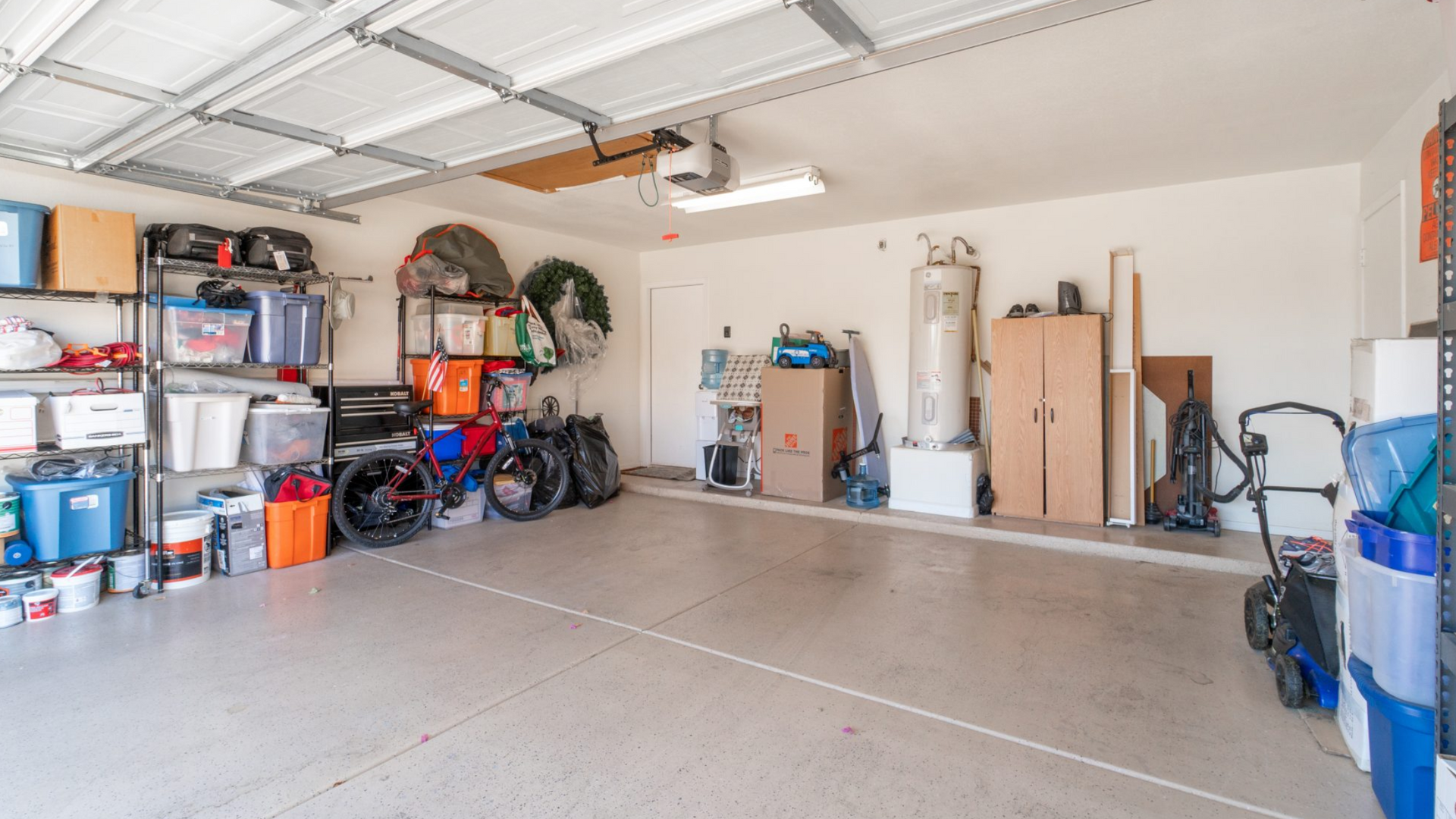 Maximizing Garage Storage: Creative Solutions for a Clutter-Free Space
